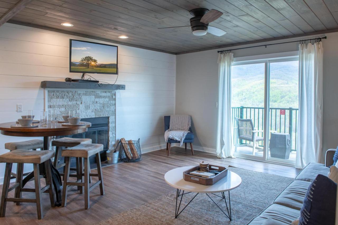 Modern Mountain Escape Βίλα Gatlinburg Εξωτερικό φωτογραφία