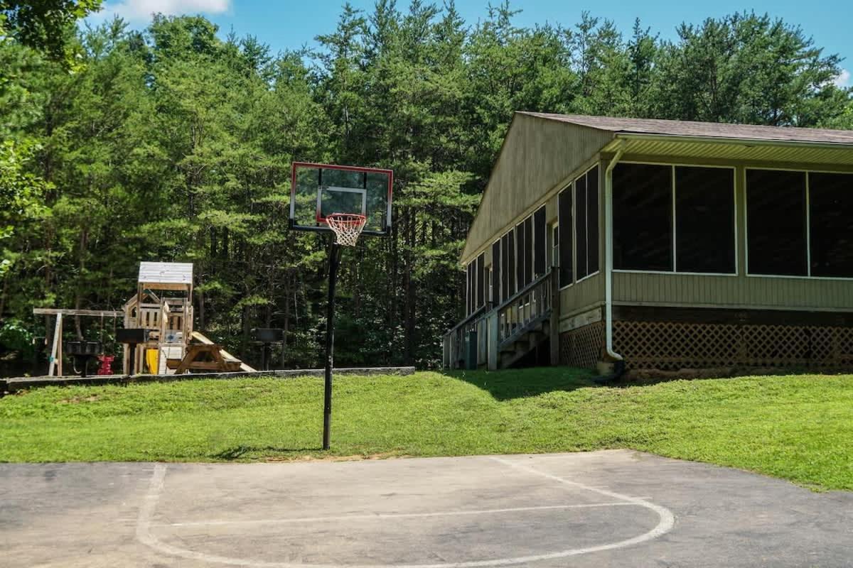 Modern Mountain Escape Βίλα Gatlinburg Εξωτερικό φωτογραφία