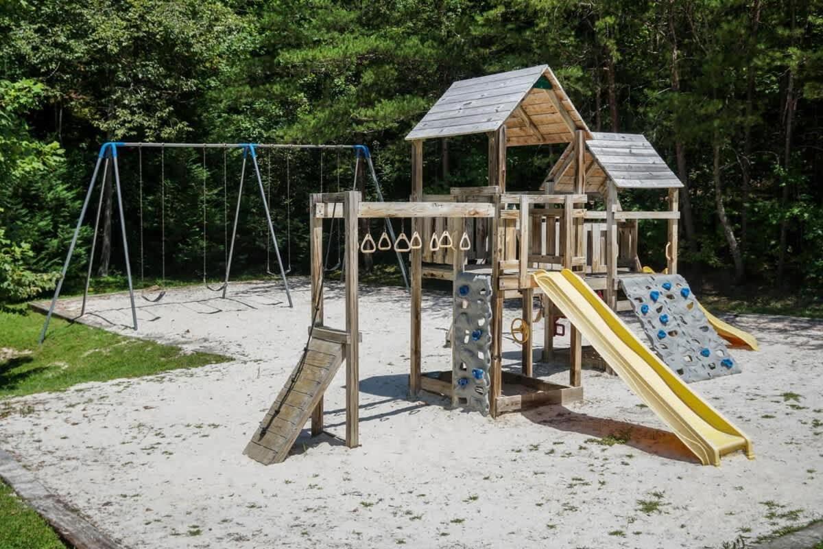 Modern Mountain Escape Βίλα Gatlinburg Εξωτερικό φωτογραφία